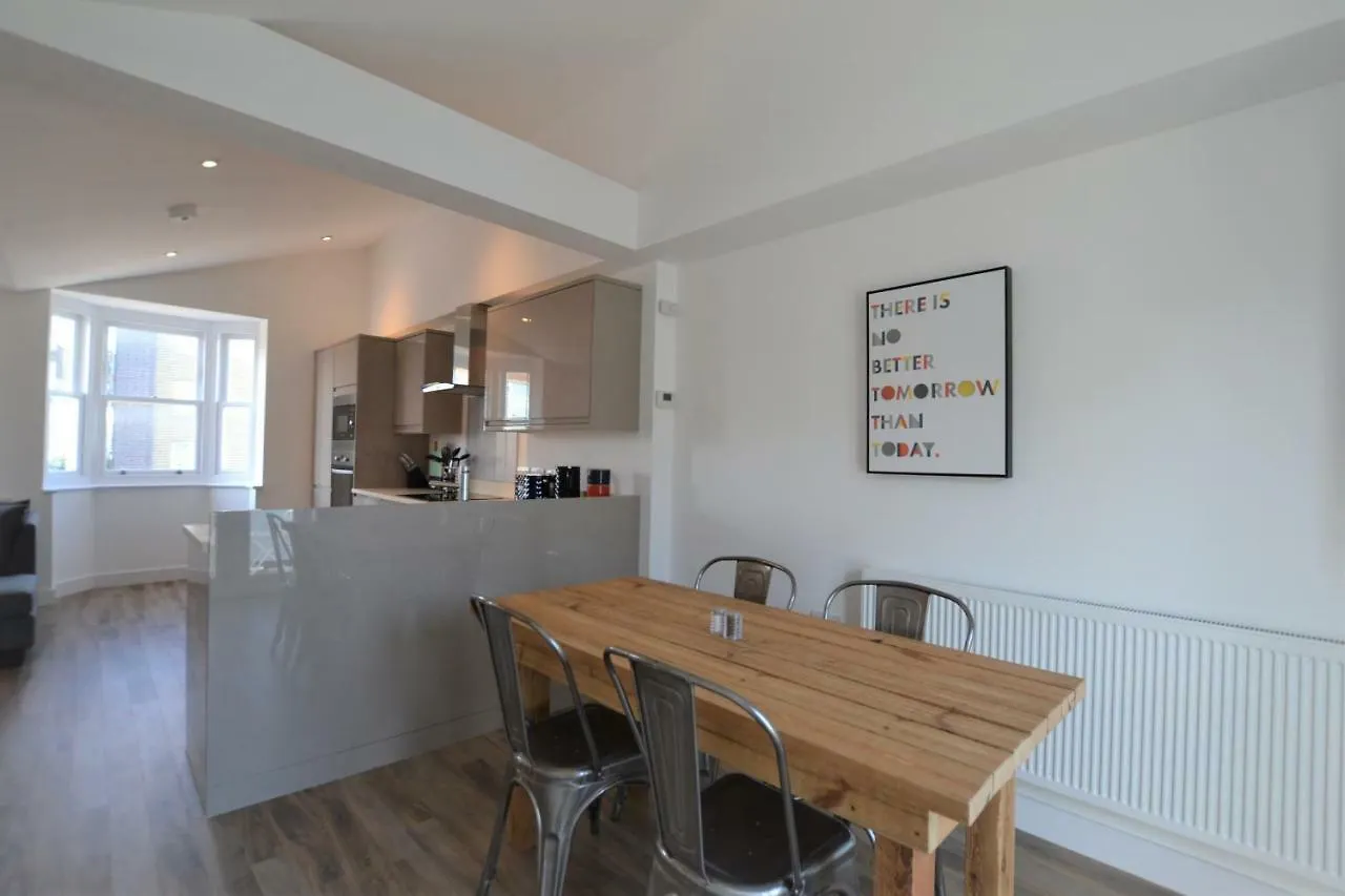 Kemp Town Sea View Balcony Apartment Brighton